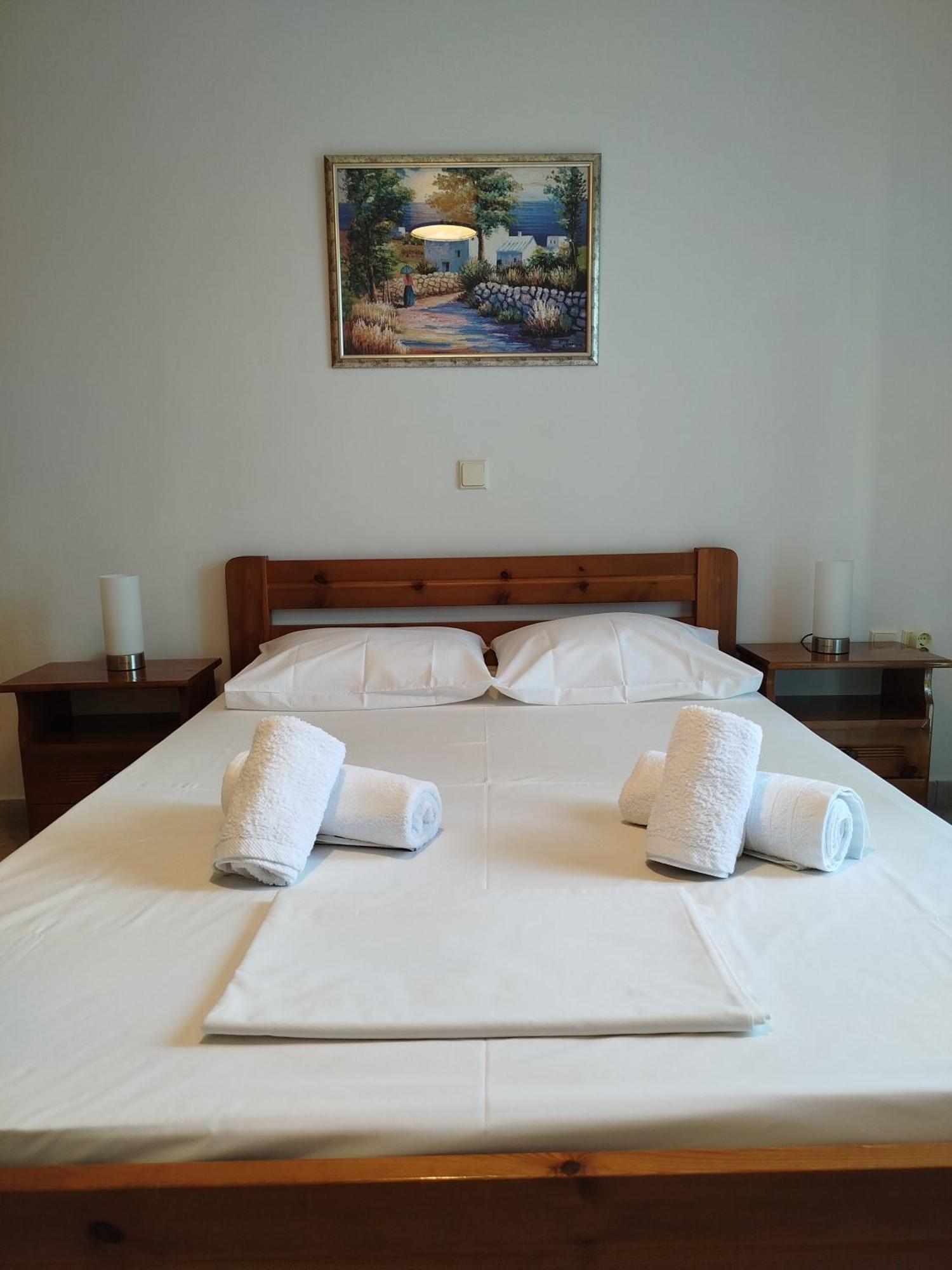 Riverside Αpartments Василики Екстериор снимка